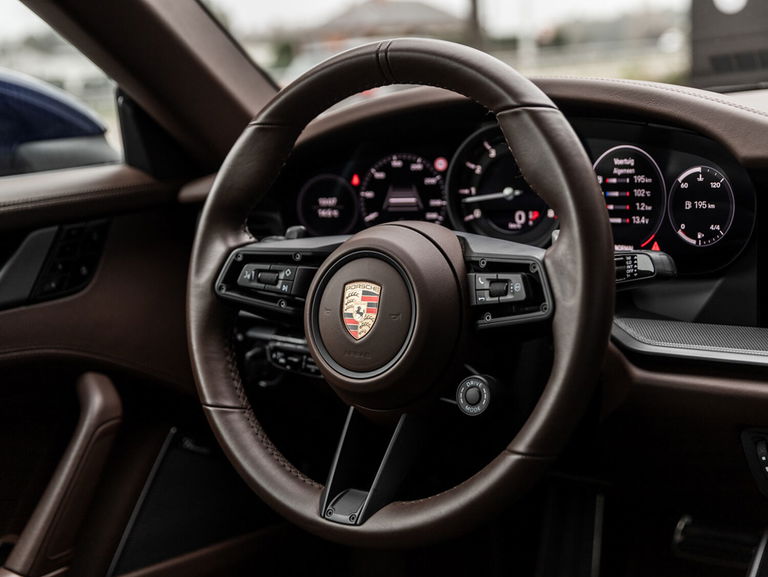 Porsche 992 Carrera 4S