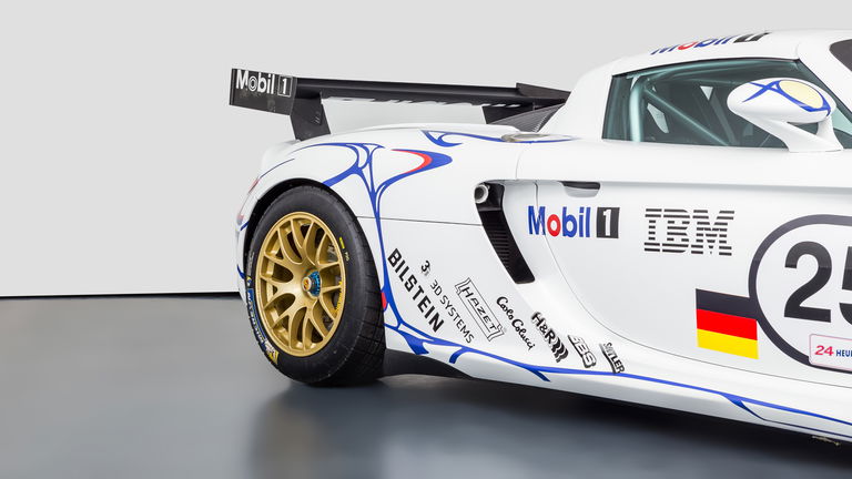 Porsche Carrera GT-R