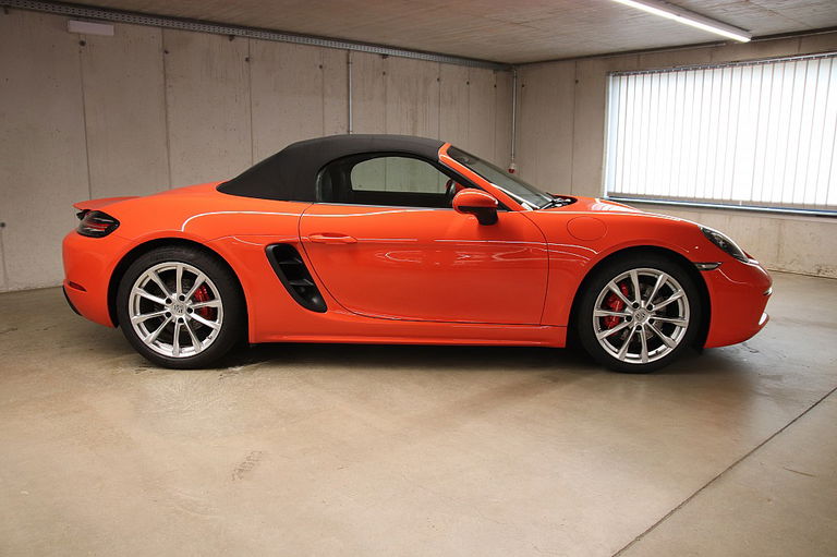 Porsche 718 Boxster S