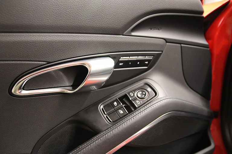 Porsche 718 Boxster S