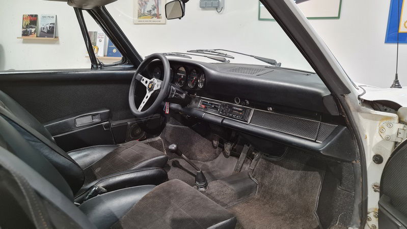 Porsche 911 S (F-Modell)