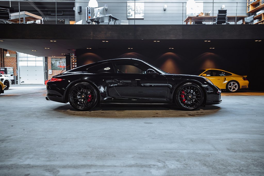 Porsche 991 Carrera 4 GTS 2015  - Marketplace for Porsche  Sports Cars