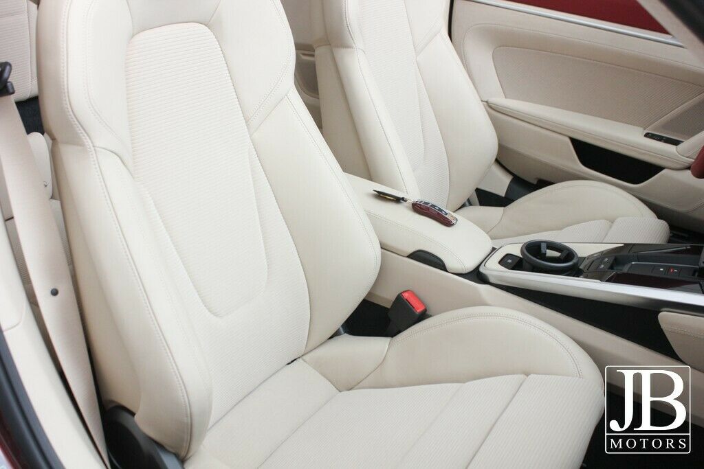 Porsche 992 Heritage Design Edition