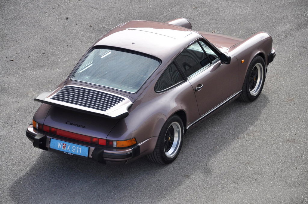 Porsche 911 Carrera 3.2 (KAT)