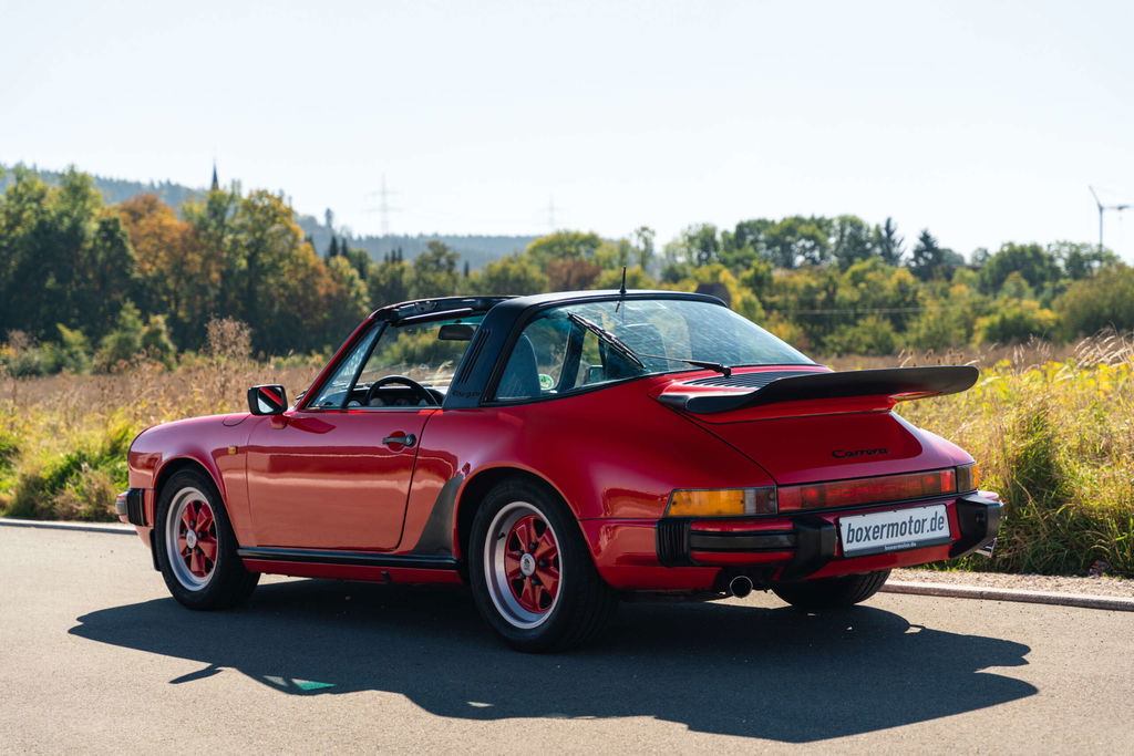 Porsche 911 Carrera 3.2