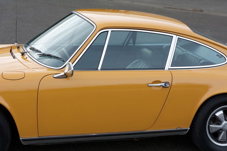 Porsche 911 E