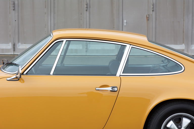 Porsche 911 E