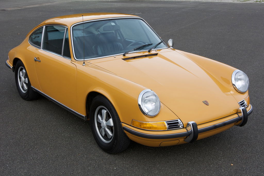 Porsche 911 E