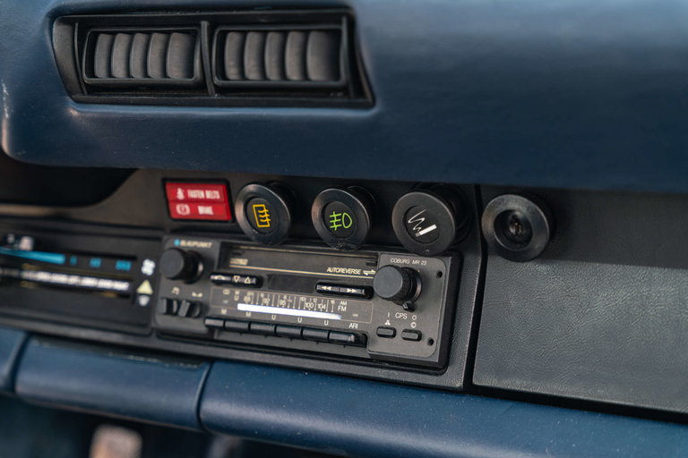 Porsche 911 Turbo 3.3 (US)