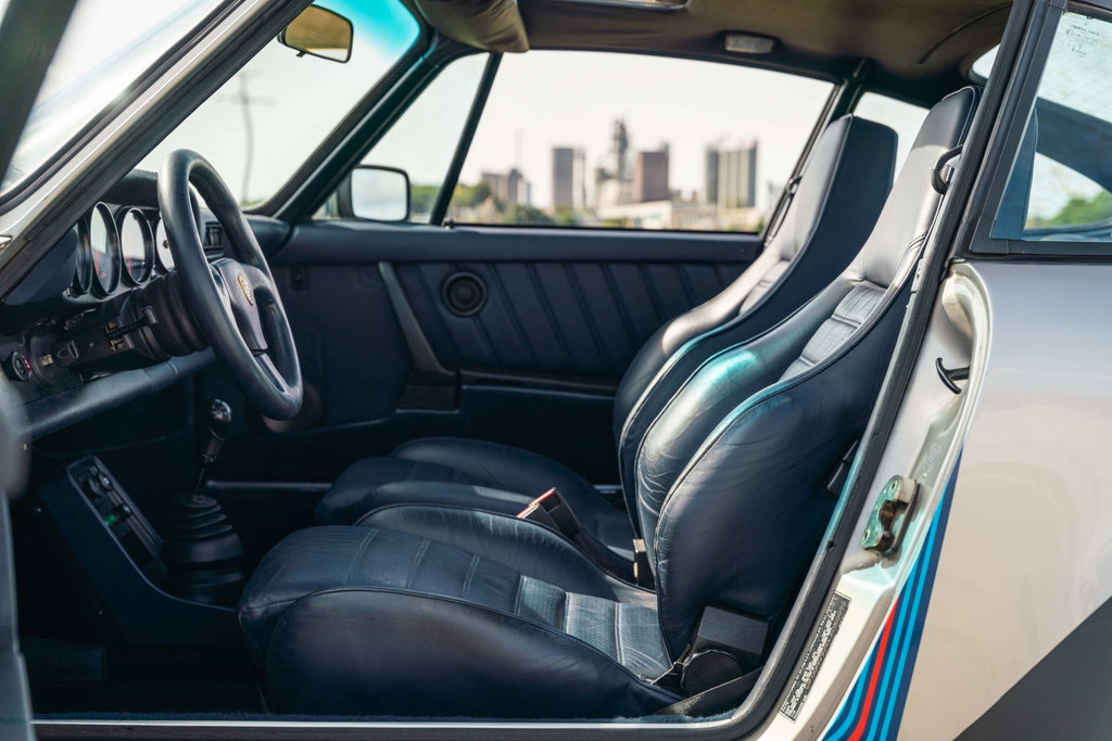 Porsche 911 Turbo 3.3 (US)