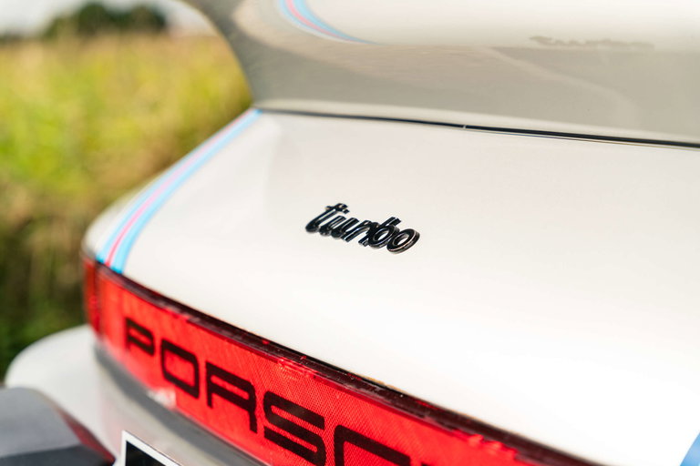 Porsche 911 Turbo 3.3 (US)