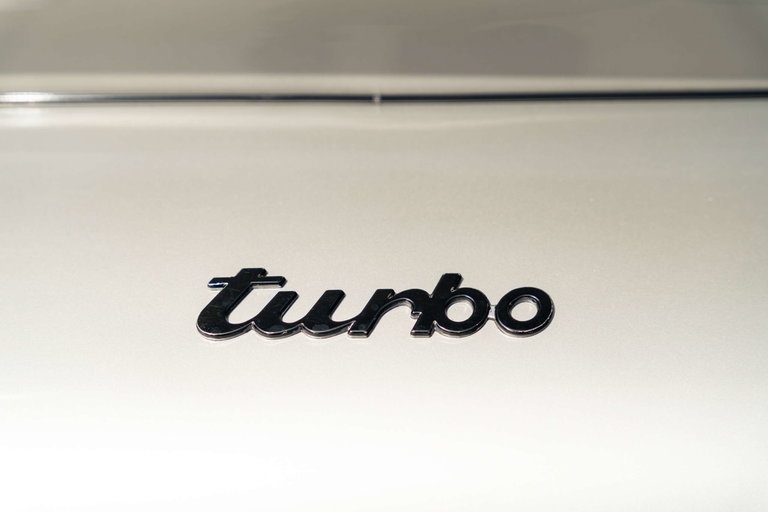 Porsche 911 Turbo 3.3 (US)