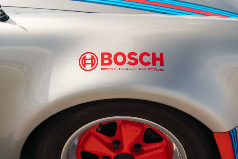 Porsche 911 Turbo 3.3 (US)