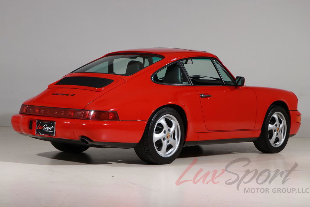 Porsche 964 Carrera 4