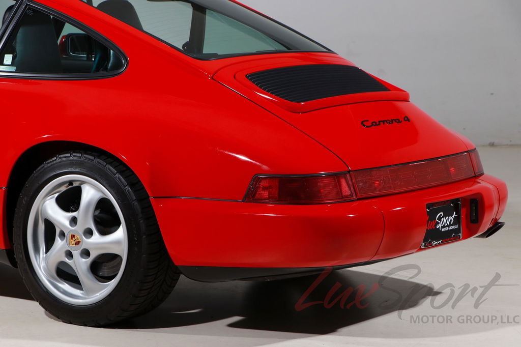 Porsche 964 Carrera 4