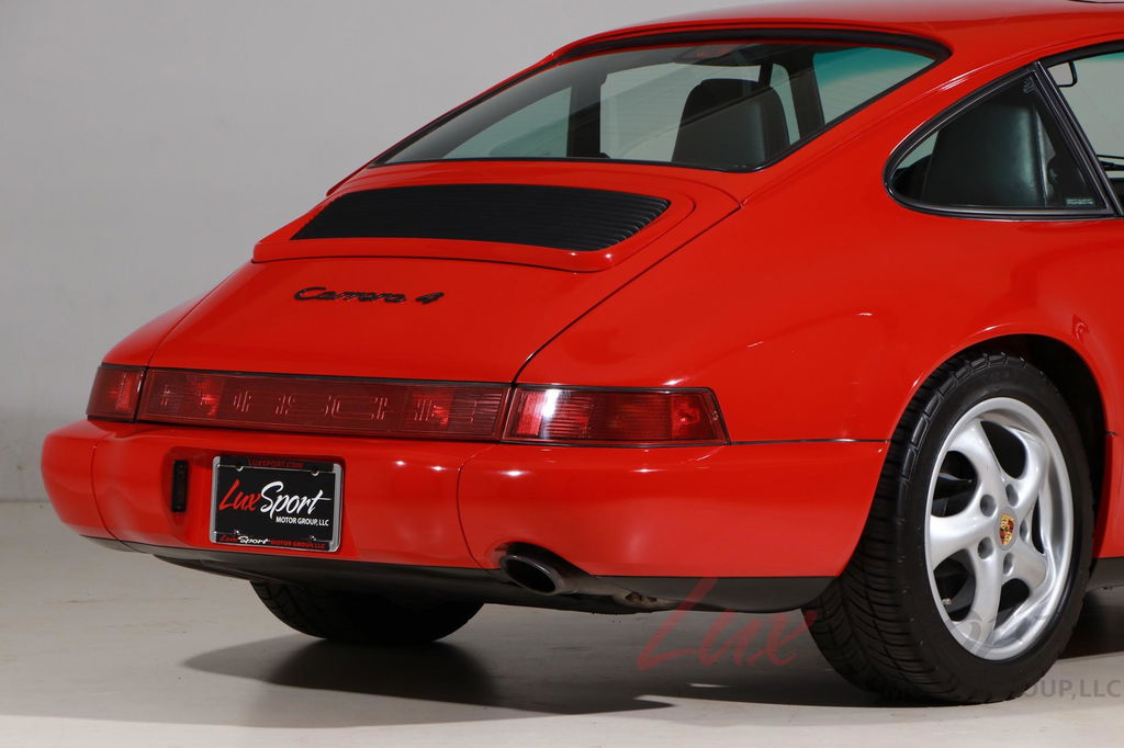 Porsche 964 Carrera 4