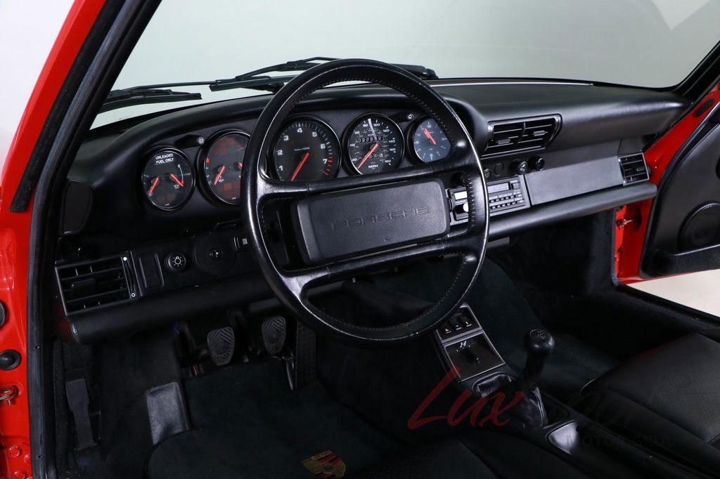 Porsche 964 Carrera 4