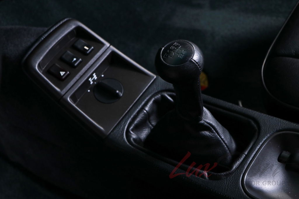 Porsche 964 Carrera 4