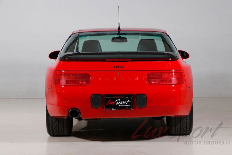 Porsche 968