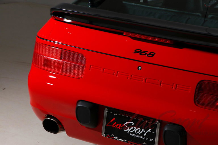 Porsche 968