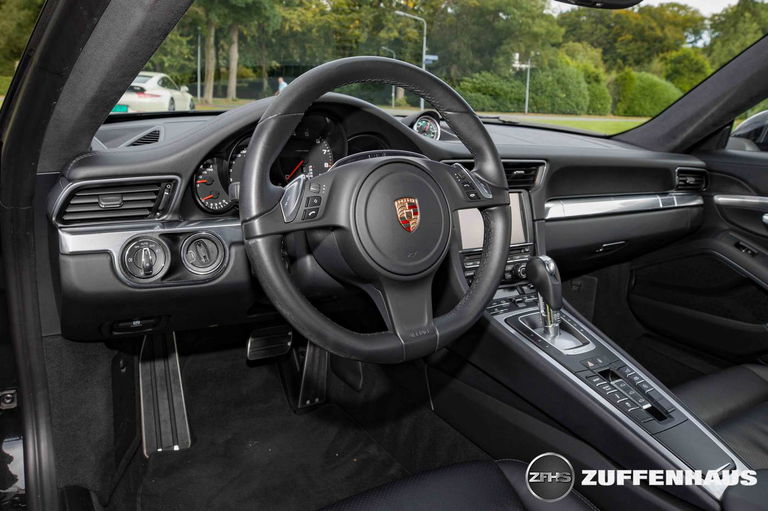 Porsche 991 Carrera 4