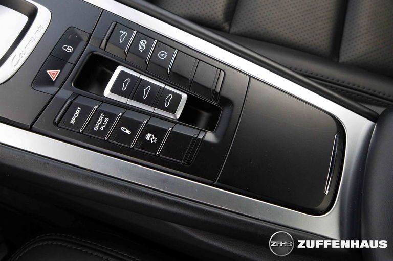 Porsche 991 Carrera 4