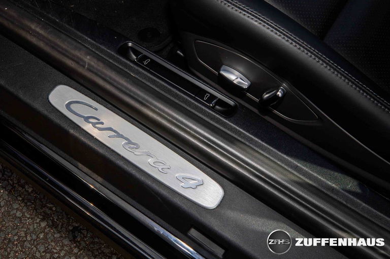 Porsche 991 Carrera 4