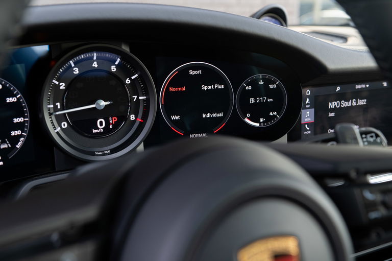 Porsche 992 Carrera 4S