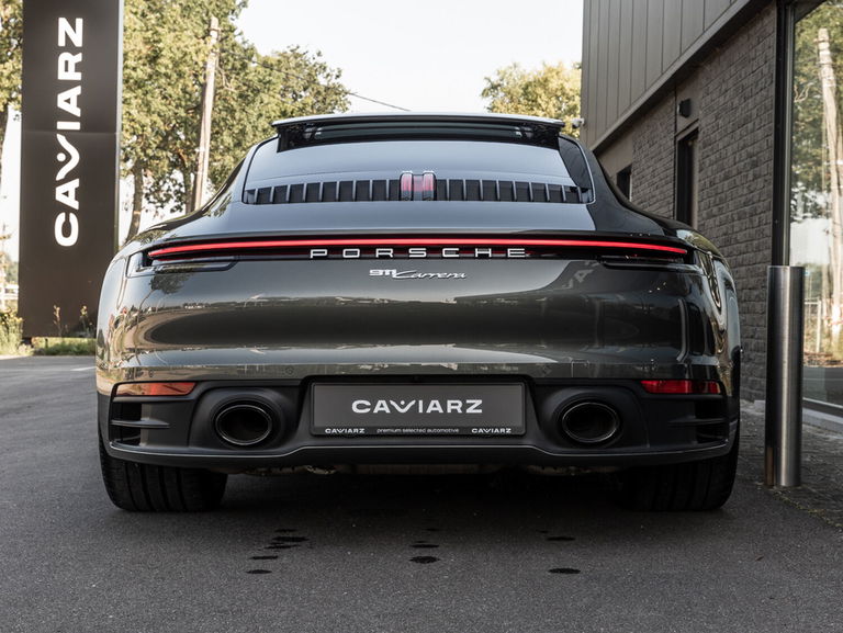 Porsche 992 Carrera