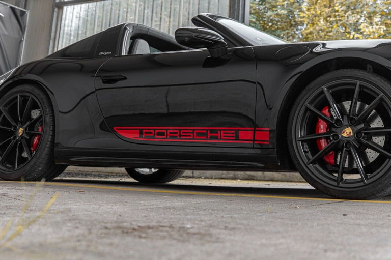 Porsche 992 Targa 4S