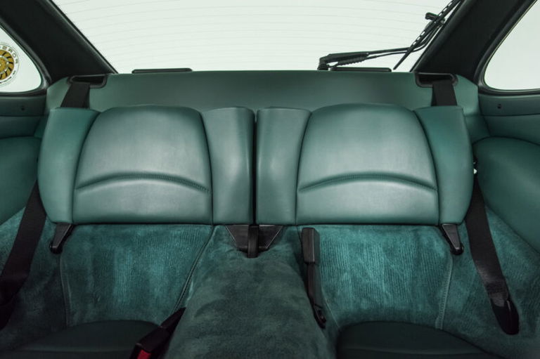 Porsche 993 Carrera 4S