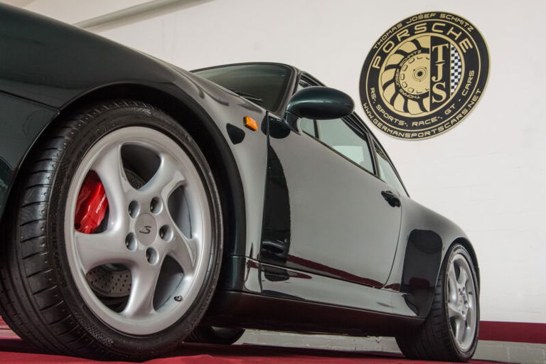 Porsche 993 Carrera 4S