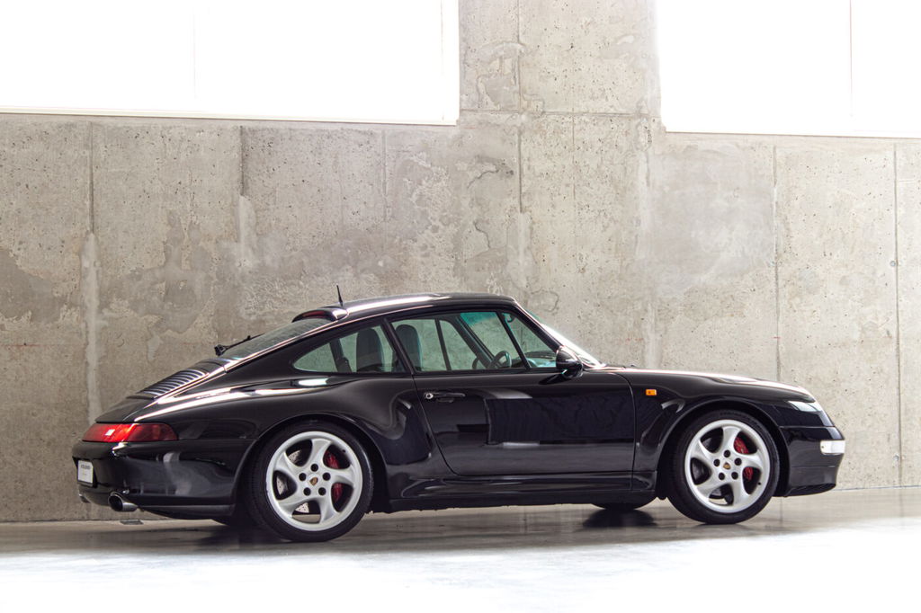 Porsche 993 Carrera 4S