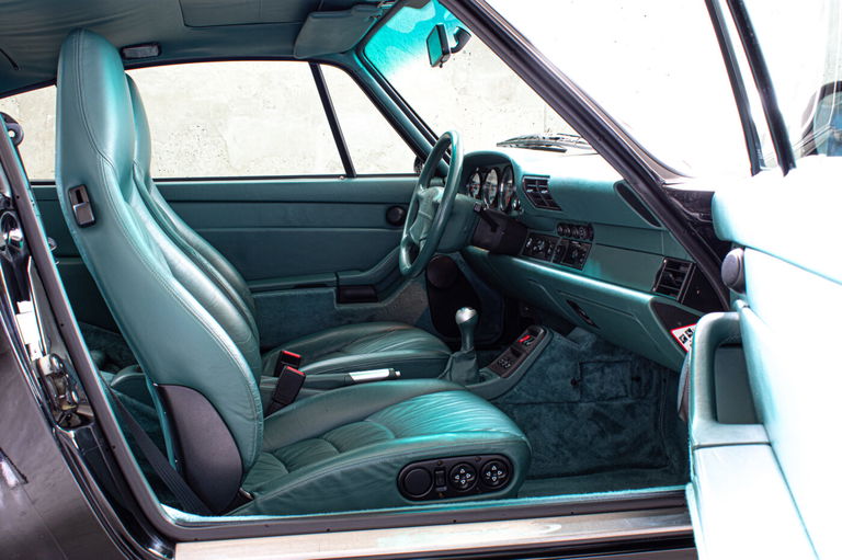 Porsche 993 Carrera 4S