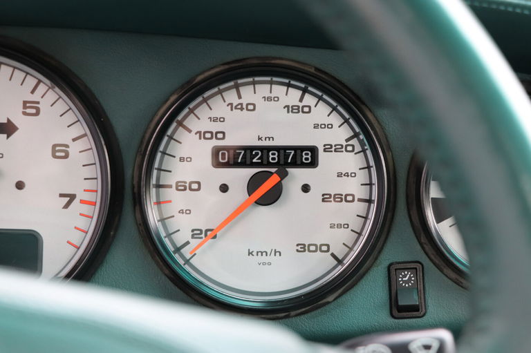 Porsche 993 Carrera 4S