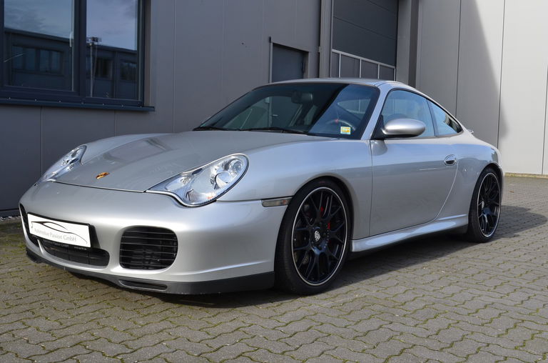Porsche 996 Carrera 4S