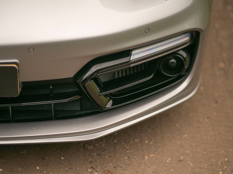 Porsche Panamera 4 E-Hybrid