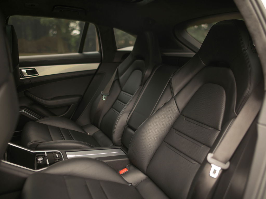 Porsche Panamera 4 E-Hybrid