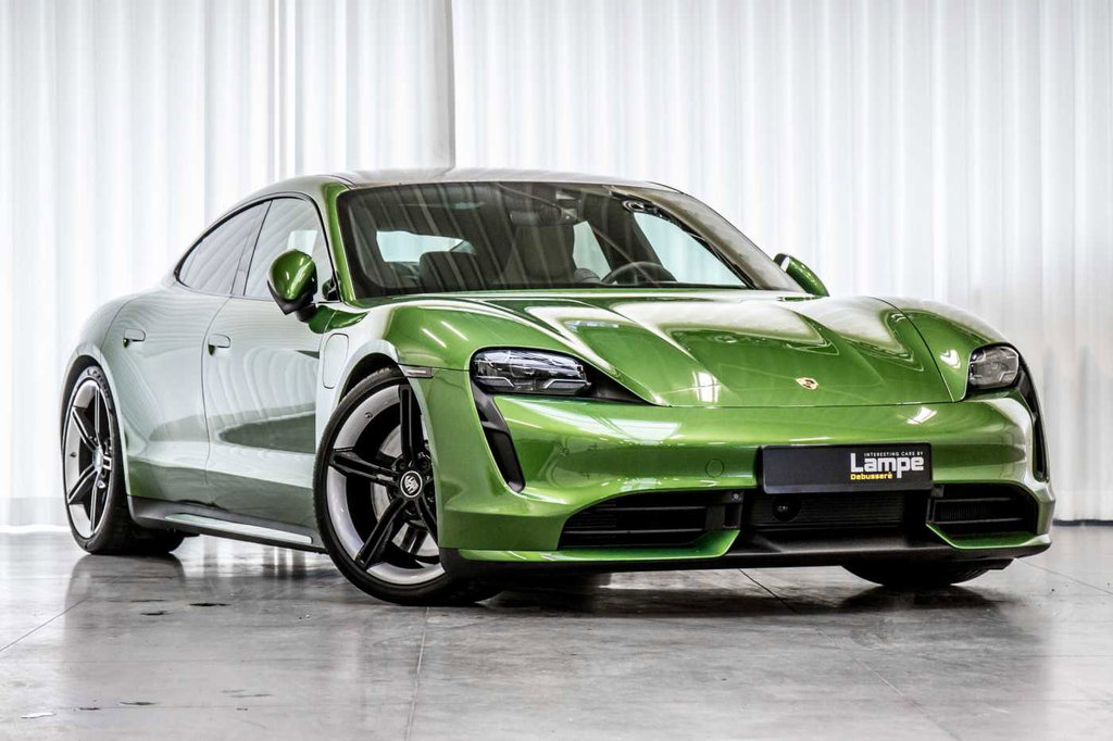 Porsche Taycan Turbo