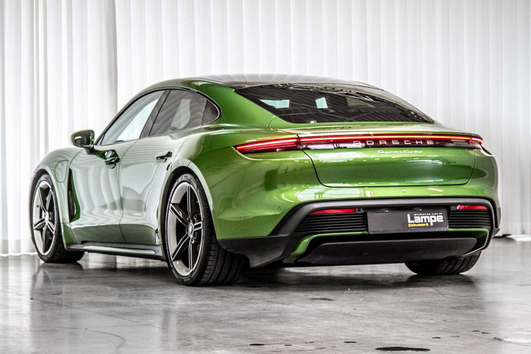 Porsche Taycan Turbo