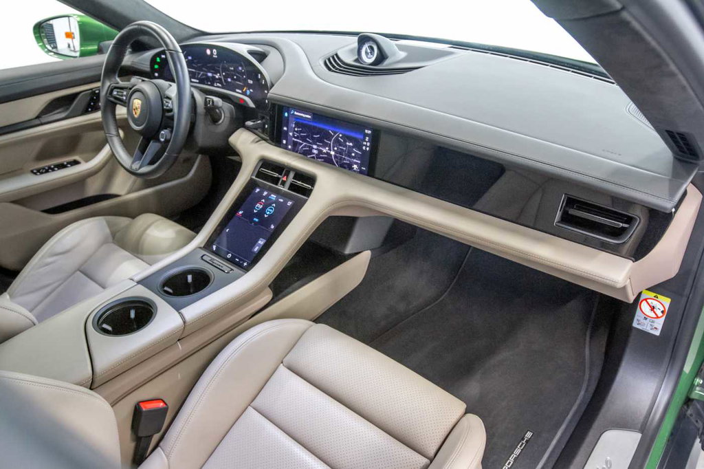 Porsche Taycan Turbo