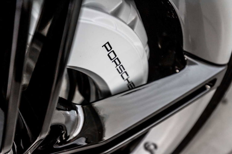 Porsche Taycan Turbo