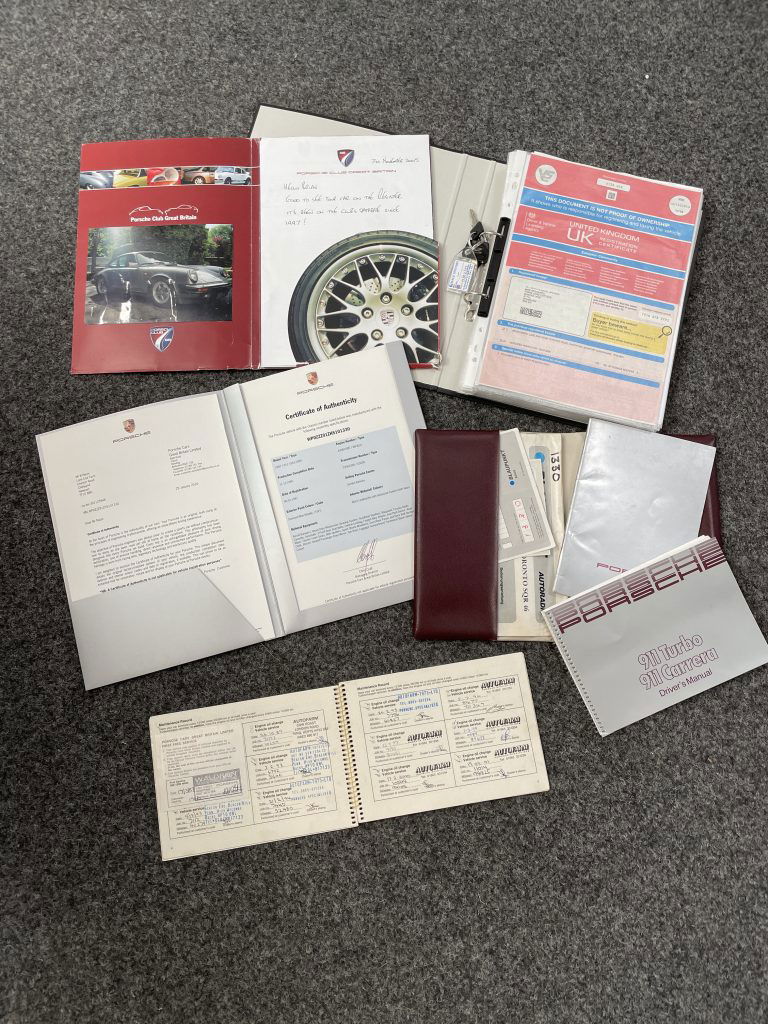 Porsche 911 Carrera 3.2 Supersport