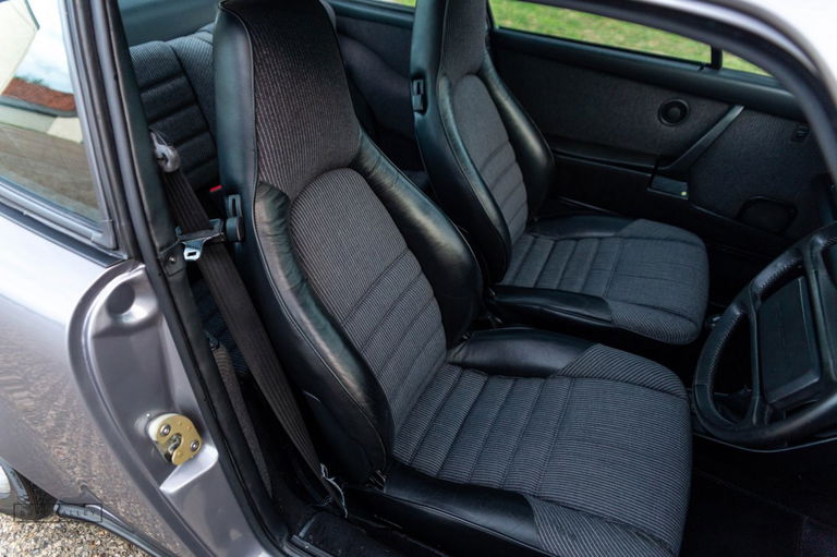 Porsche 911 Carrera 3.2 Supersport