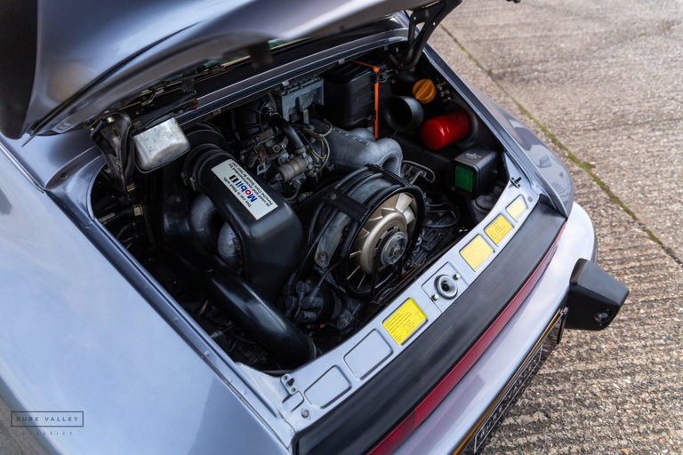 Porsche 911 Carrera 3.2 Supersport