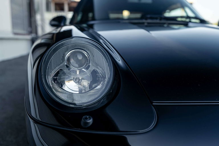 Porsche 993 Carrera 4S