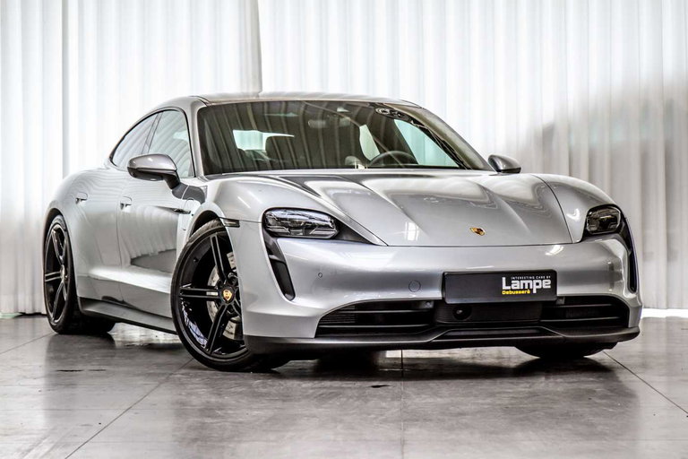 Porsche Taycan 4S