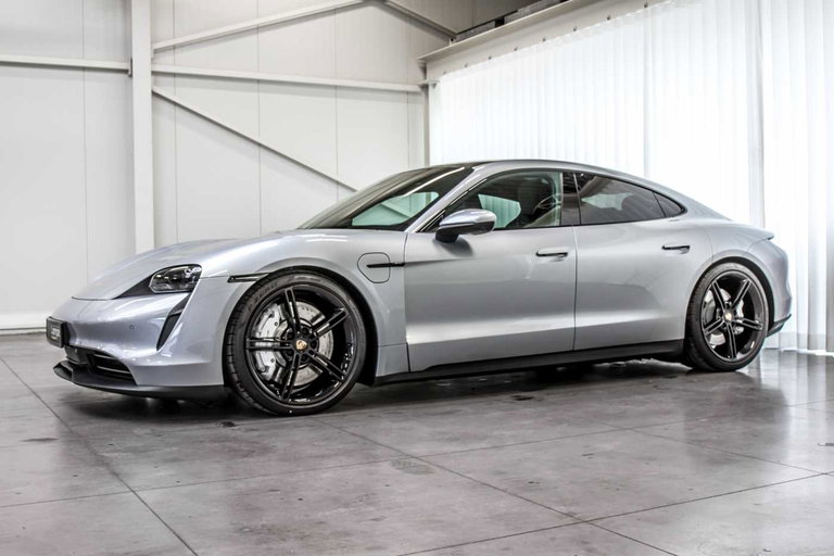 Porsche Taycan 4S