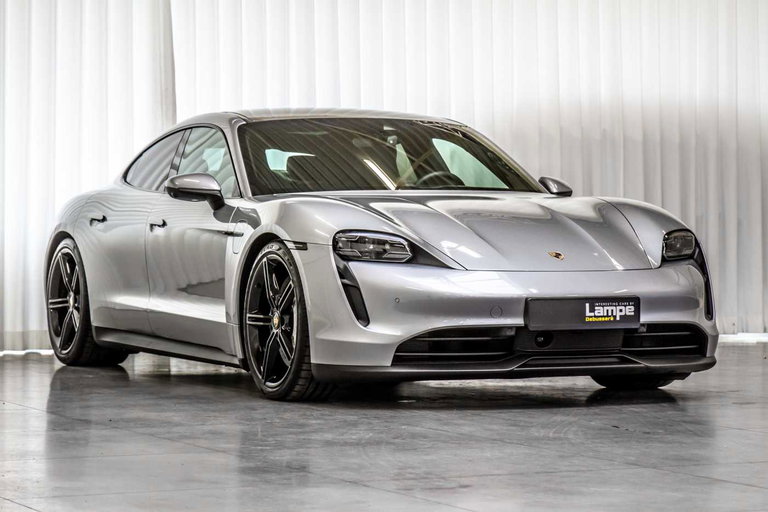 Porsche Taycan 4S