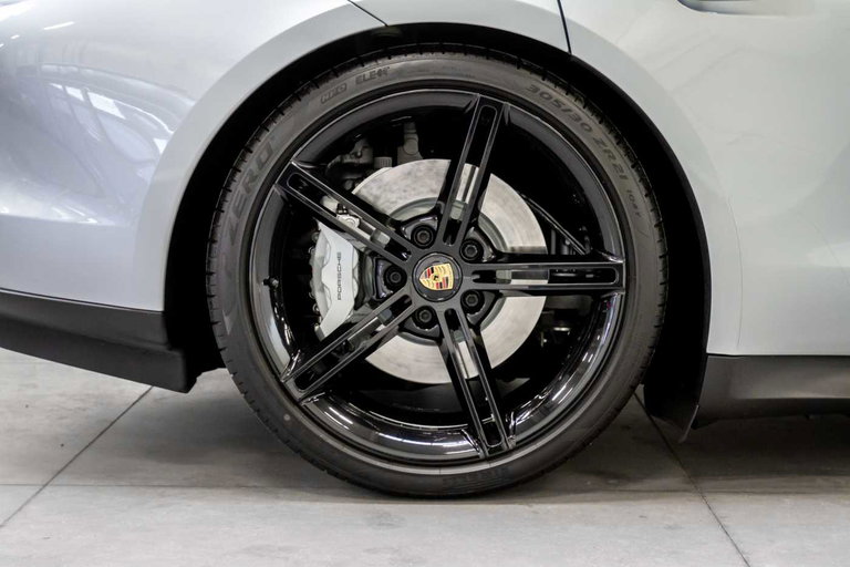 Porsche Taycan 4S